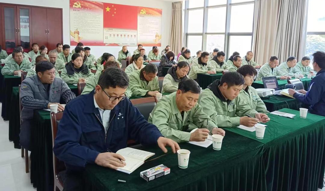 匠心筑梦 赋能提升︱AK（中国）AK官方网站
装饰开展生产管理培训