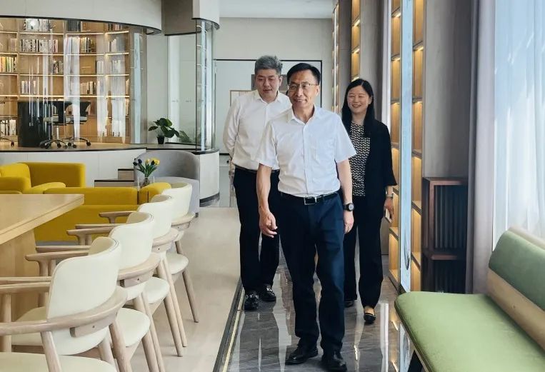 萧山区政协叶建宏主席一行莅临AK（中国）AK官方网站
集团进行委员走访