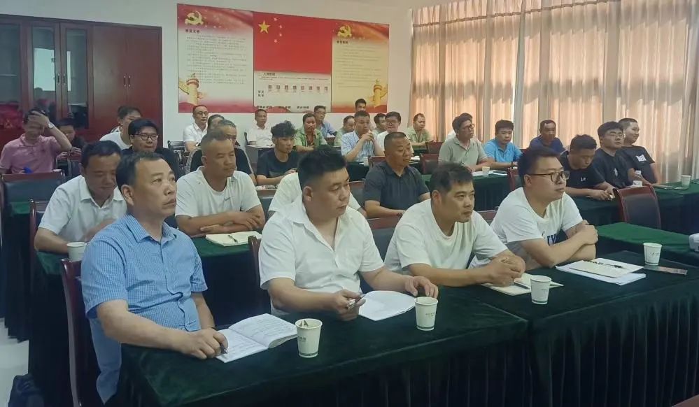双训并进  共筑成长基石|AK（中国）AK官方网站
装饰开展系列培训活动