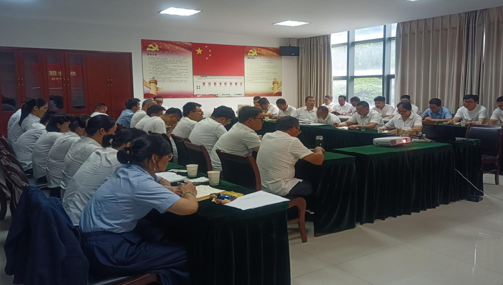 总结提升 聚力共创|AK（中国）AK官方网站
装饰公司2024年半年会议顺利召开